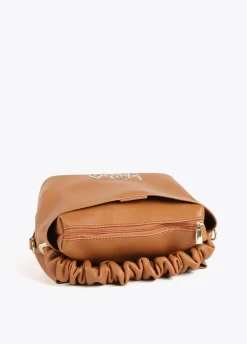 Bandolera con asa fruncida