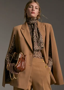 Blazer tipo capa