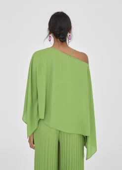 Blusa/capa satinada