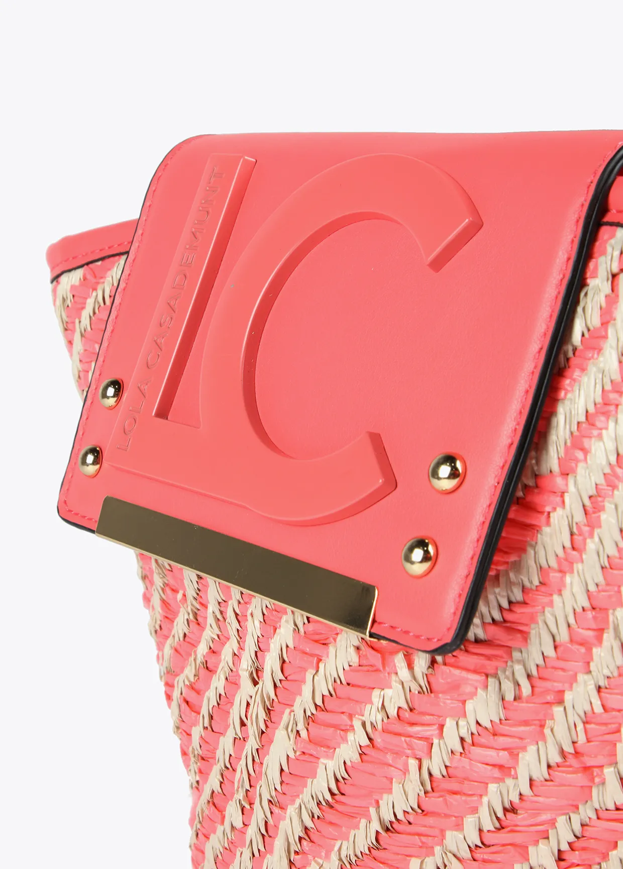 Bolsito bandolera tipo cesta