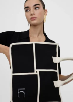 Bolso tipo shopper blanco y negro