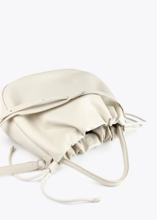 Bolso tipo shopper semicirular