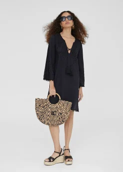 Caftan corto con bordado