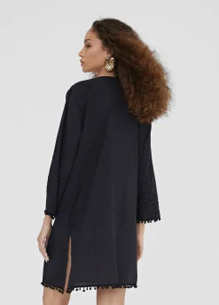 Caftan corto con bordado