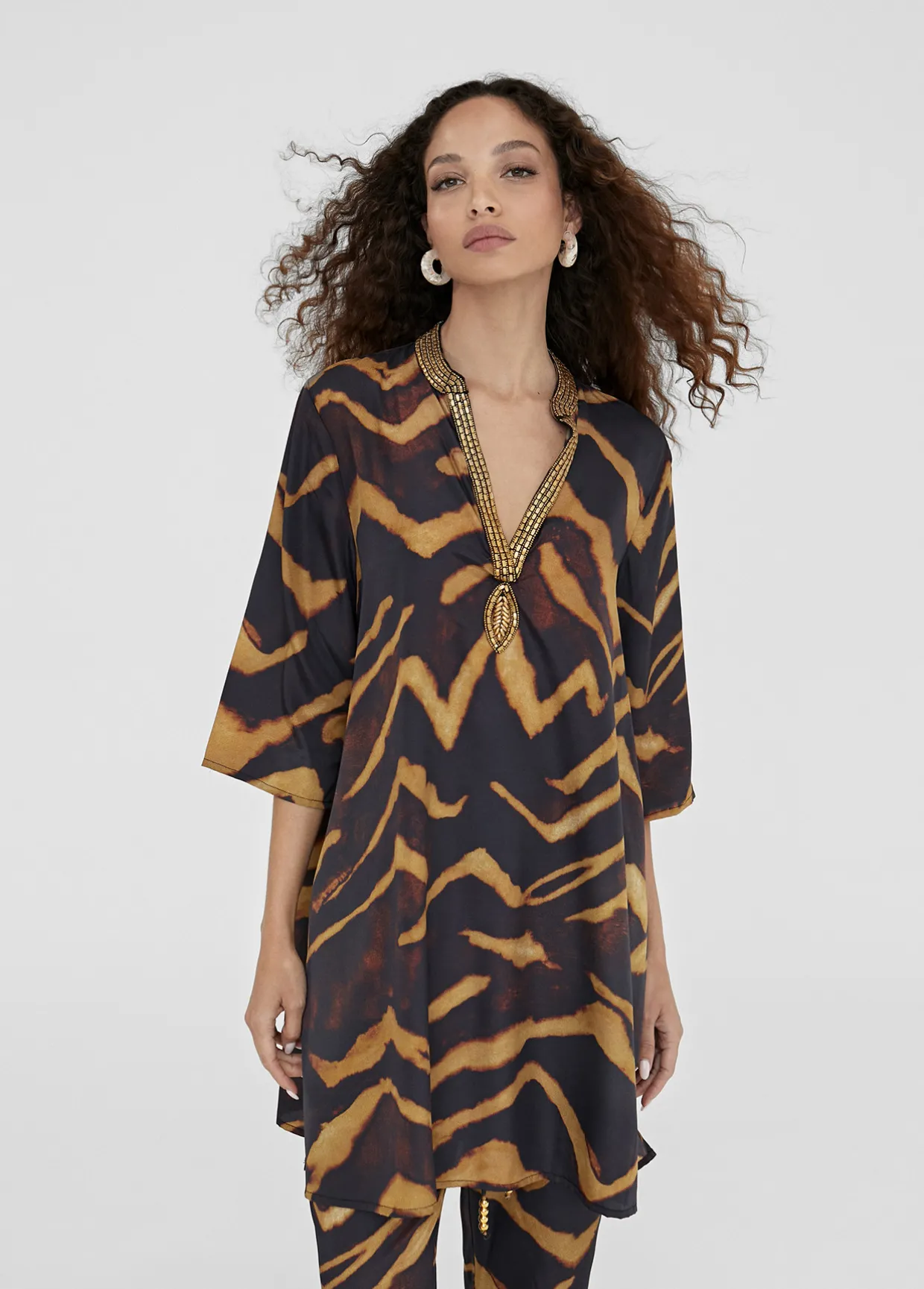 Caftan corto estampado cebra