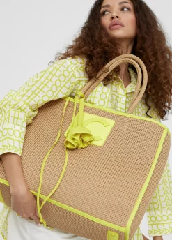 Capazo con ribetes color fluor