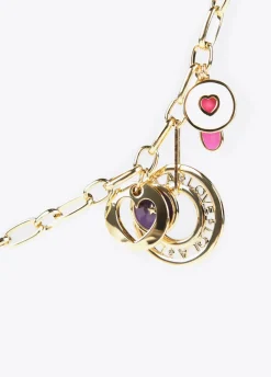 Collar dorado con charms