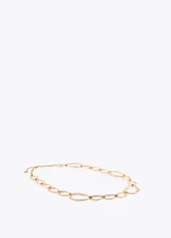 Collar dorado largo