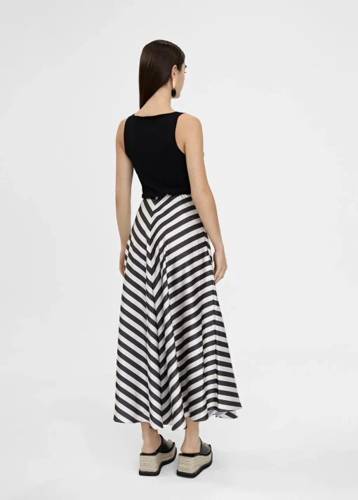 Falda midi de rayas