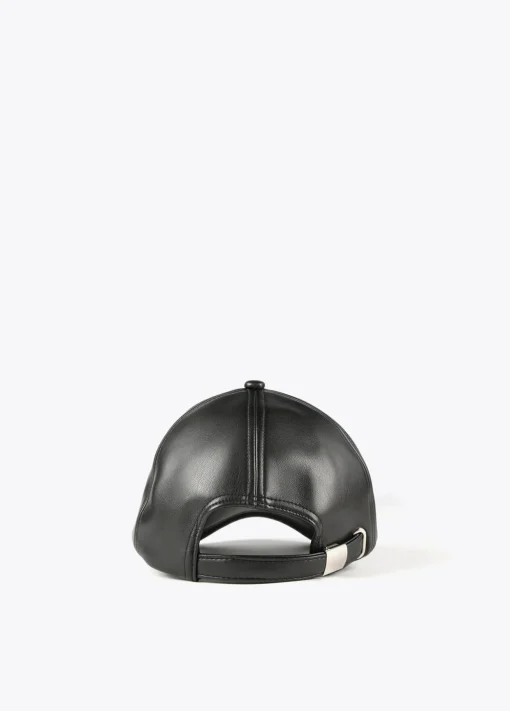 Gorra efecto piel
