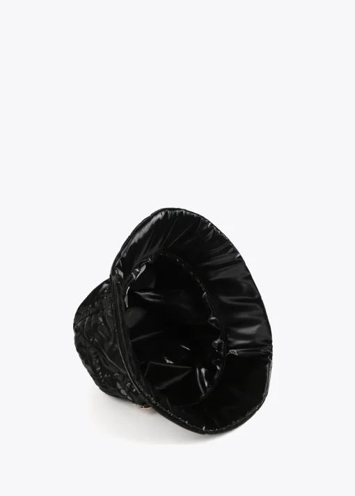 Gorro tipo bucket acolchado
