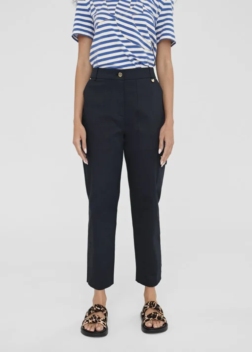 Pantalón con bolsillos