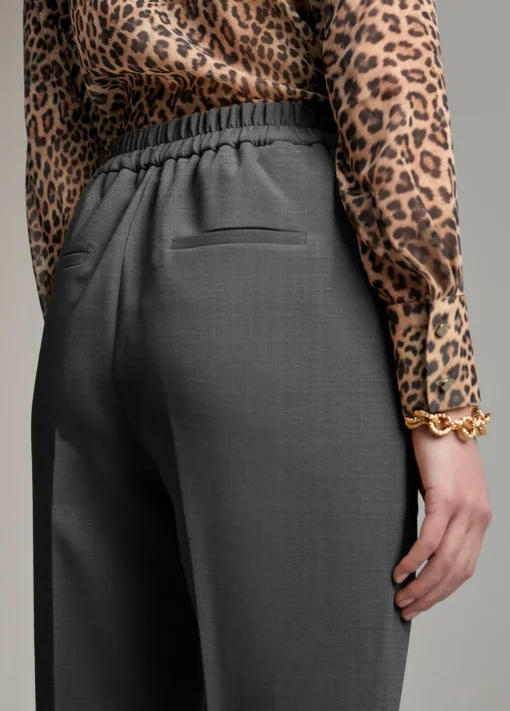 Pantalón detalle botones