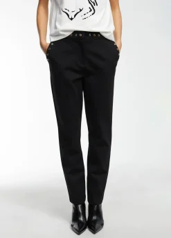 Pantalón detalle eyelets