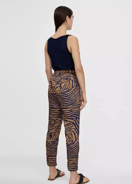 Pantalón jogging estampado cebra