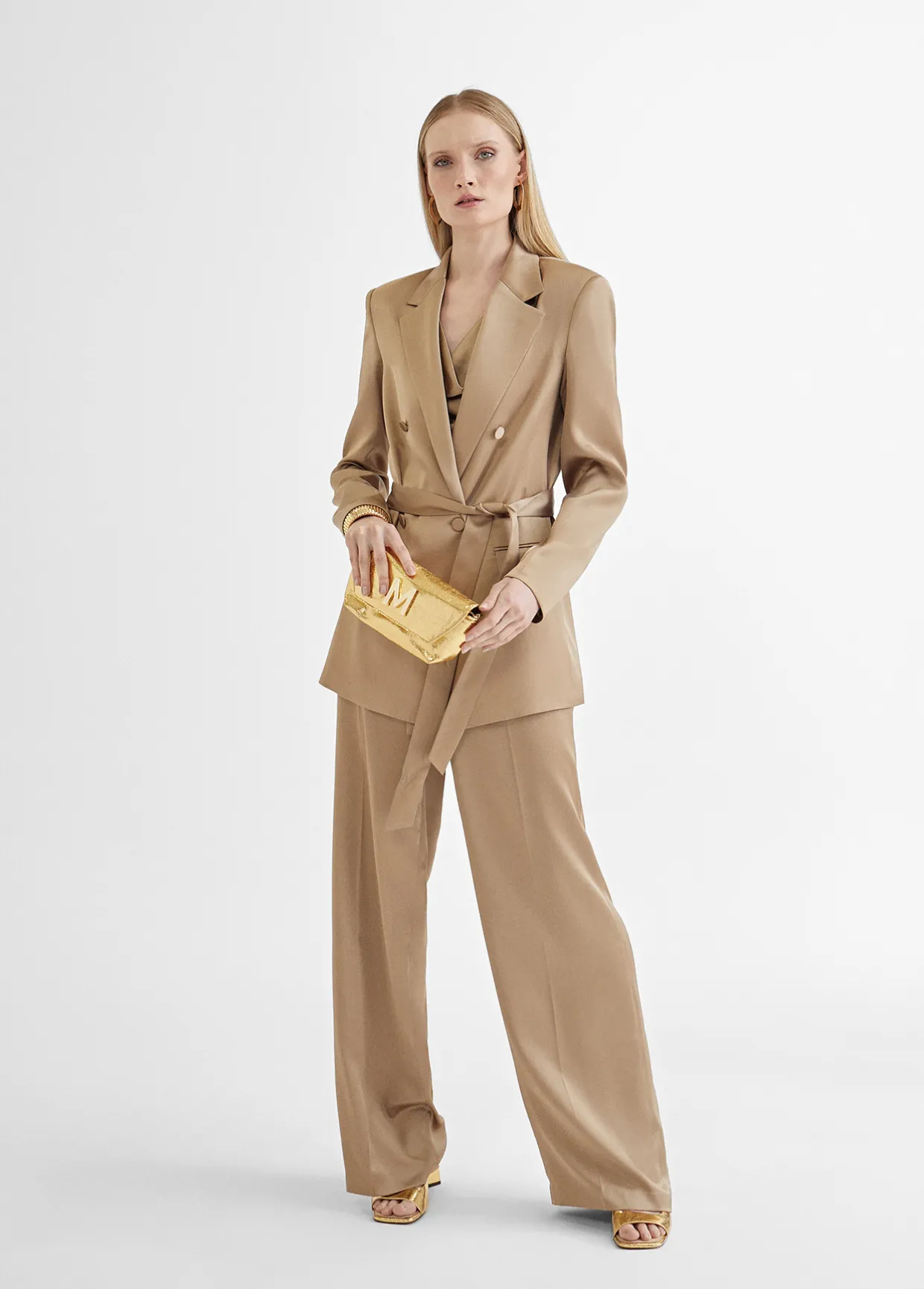 Pantalón recto satinado