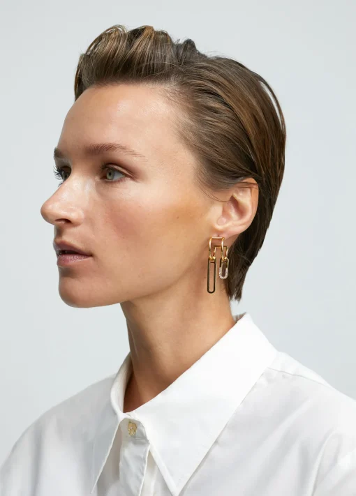 Pendientes asimétricos