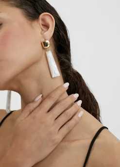 Pendientes blancos dos piezas