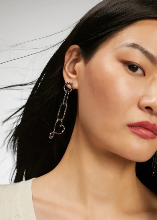 Pendientes colgantes y cristales