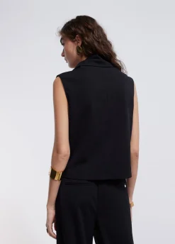 Top cuello desbocado