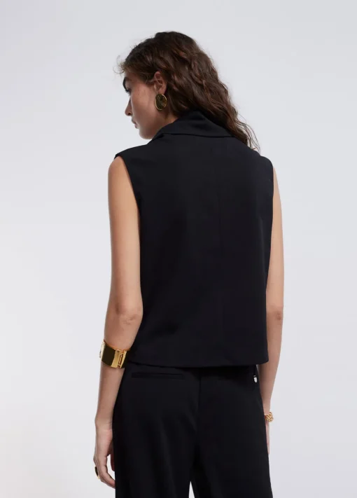Top cuello desbocado