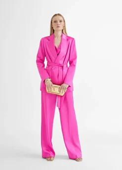 Top satinado con drapeado