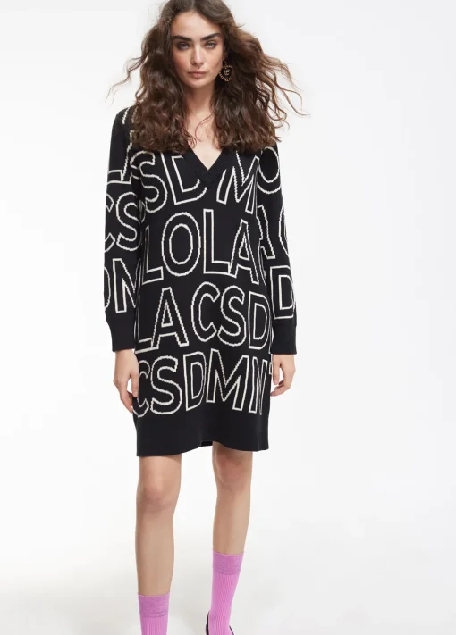 Vestido de punto letras