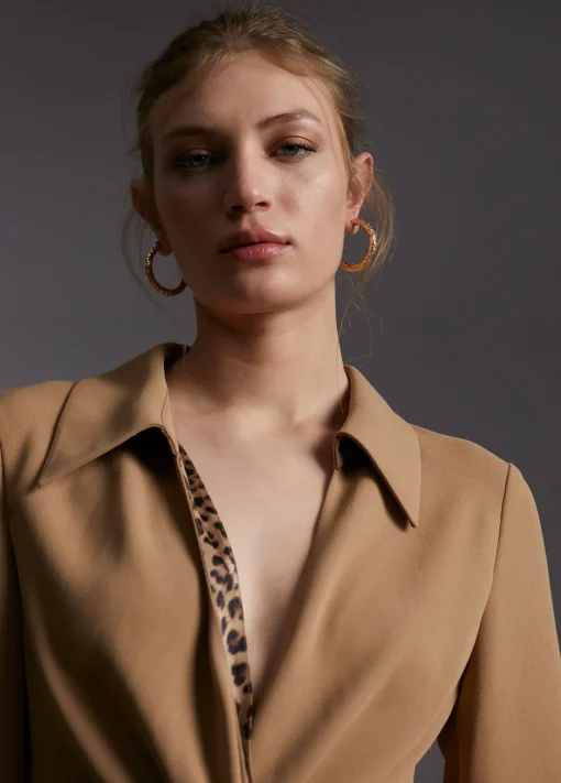 Vestido midi nudo