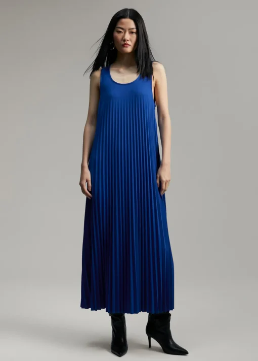 Vestido sin manga plisado
